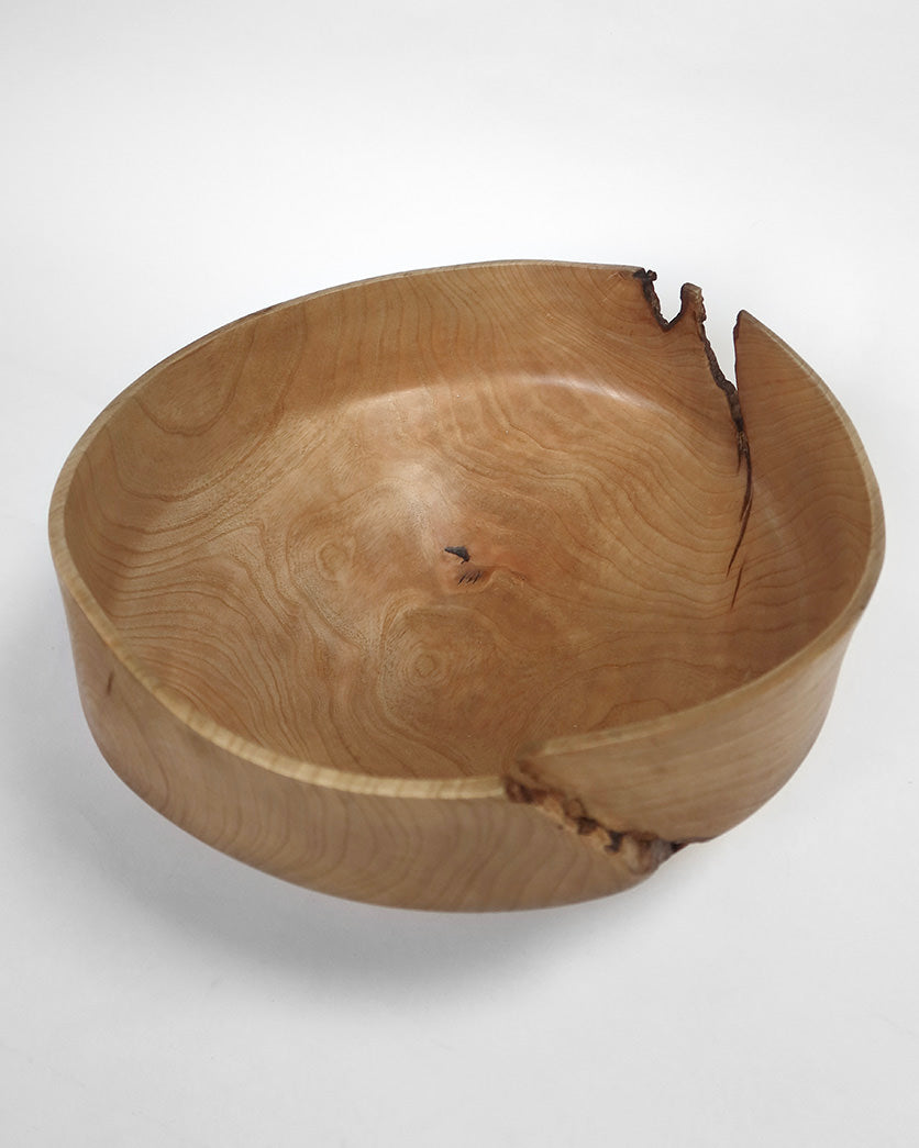 Skål drejet i vådt træ