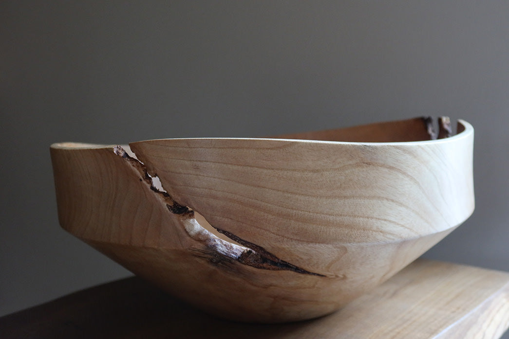 Skål drejet i vådt træ