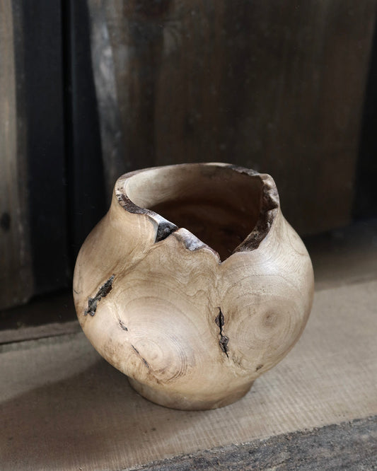 Lille vase I askerod