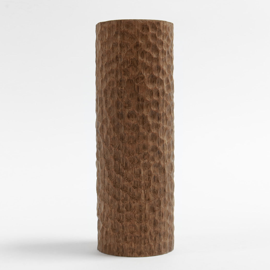 Cylinderformet vase i eg