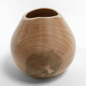 Vase med sommerfugl