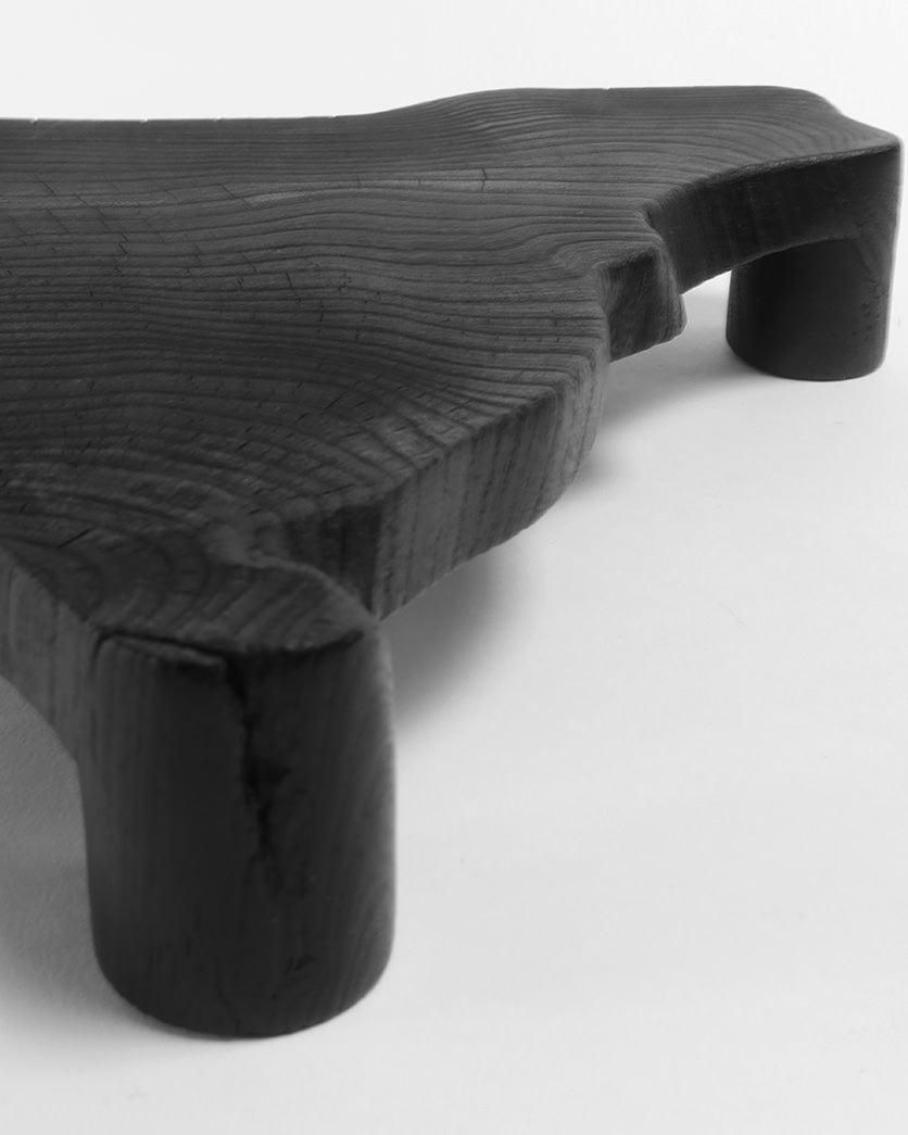 Burnt tray with legs