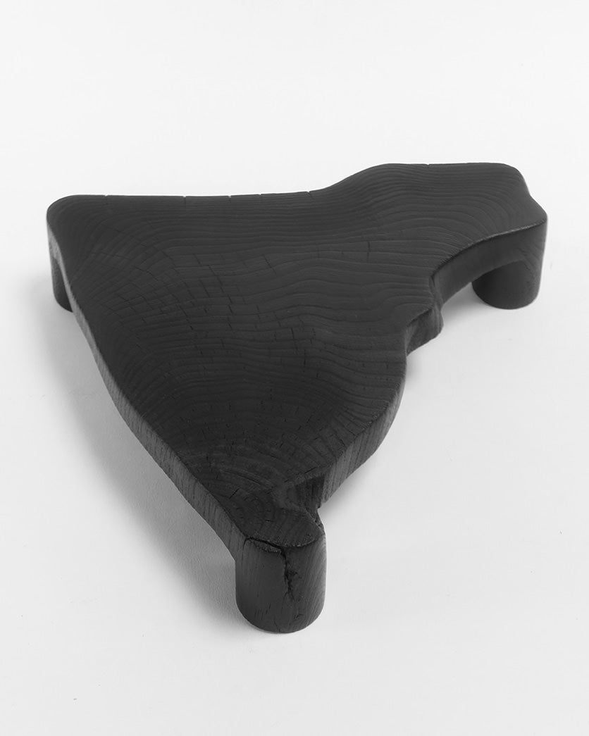 Burnt tray with legs