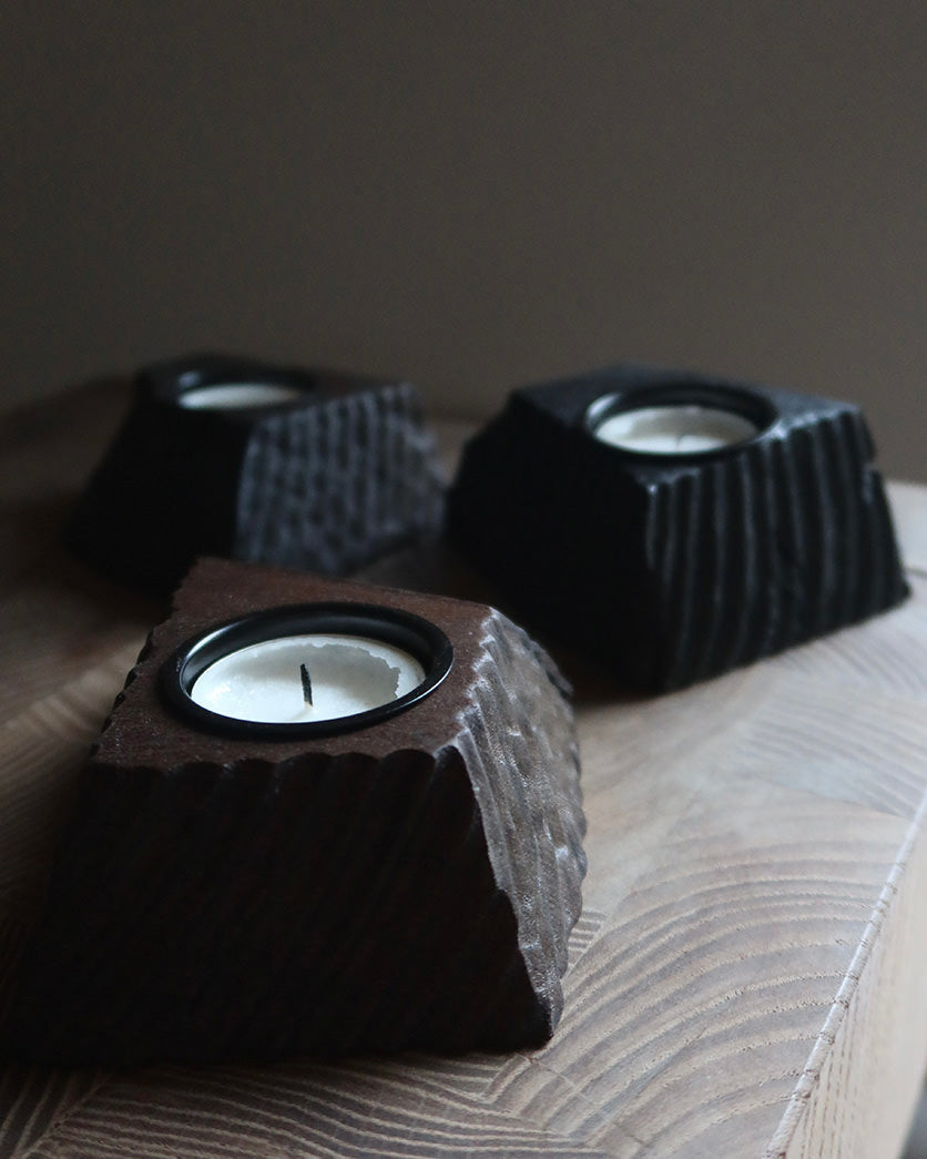 Fyrfadsstager i moseeg