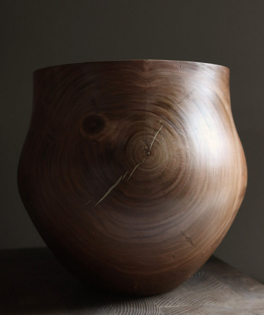 Kirsebærvase med messing